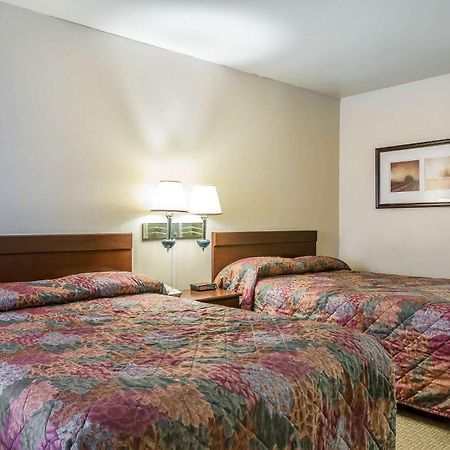 Rodeway Inn Magic Mountain Area Castaic Buitenkant foto